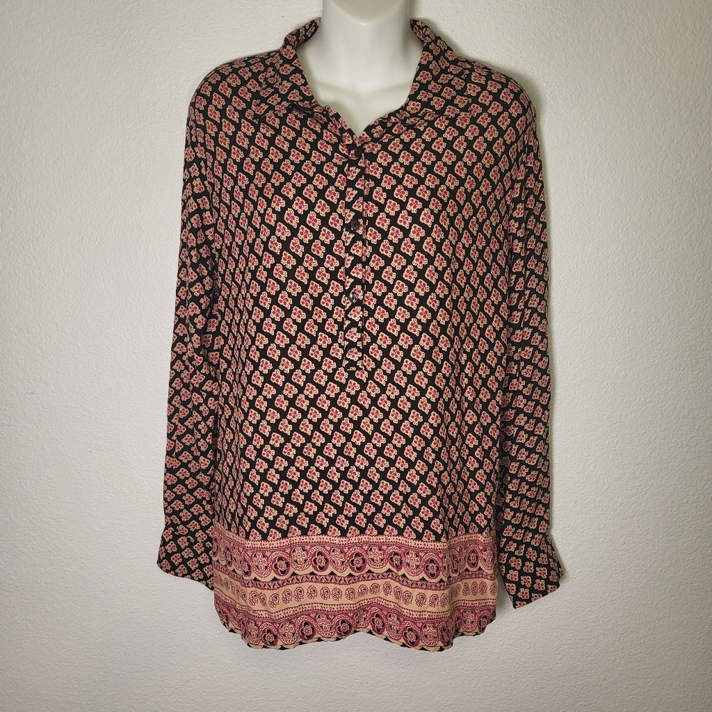Anthropologie | Love Sam 1/2 Button Floral Blouse size Small